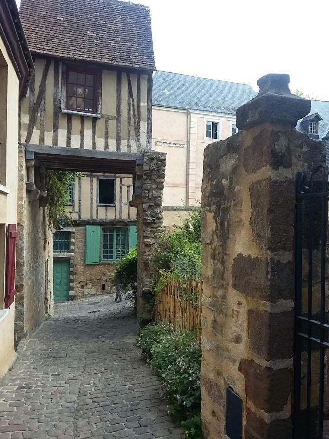 Petite Maison Romantique Au Calme, Coeur Historique Plantagenet, Vue Ville Le Mans Exterior photo